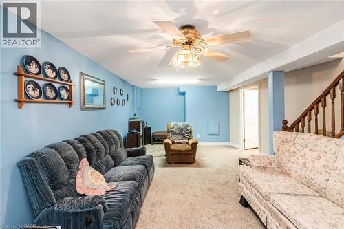 10 Wentworth Drive Unit# 36, Grimsby, ON - Indoor Photo Showing Living Room