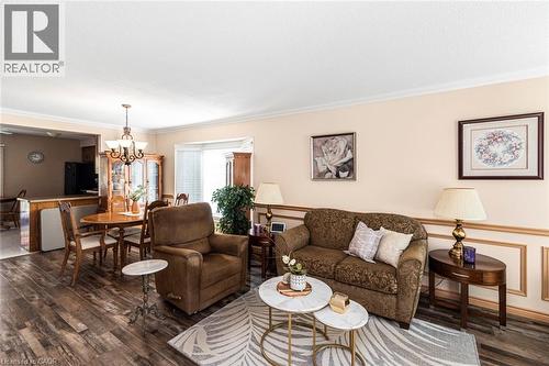 10 Wentworth Drive Unit# 36, Grimsby, ON - Indoor Photo Showing Living Room