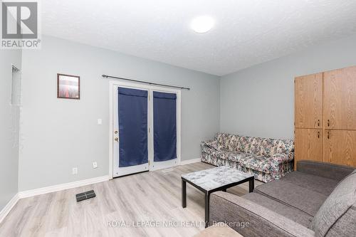 625 Lincoln Street, Welland (Lincoln/Crowland), ON - Indoor Photo Showing Living Room