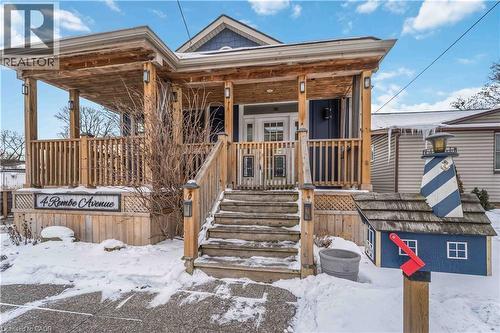 4 Rembe Avenue, Hamilton, ON - Outdoor