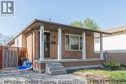 1469 AZALIA CRESCENT  Windsor, ON N8W 5C4