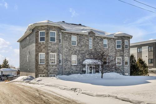 4-2522 Boul. Louis-XIV  Québec (Beauport), QC G1C 1B5