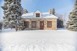 1059 Route Marie-Victorin  Verchères, QC J0L 2R0