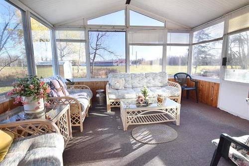 19 Dufferin Ave, Pinawa, MB 