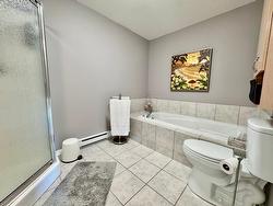 Ensuite bathroom - 