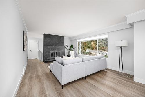 2757 Paula Road, West Kelowna, BC - Indoor Photo Showing Living Room With Fireplace