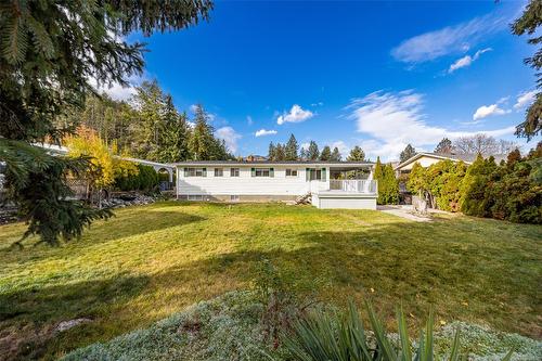 2757 Paula Road, West Kelowna, BC - Outdoor