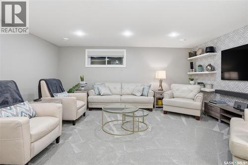 341 4000 Sandhill Crescent, Regina, SK - Indoor Photo Showing Living Room