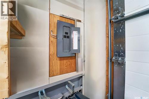 207 5Th Avenue E, Biggar, SK - Indoor