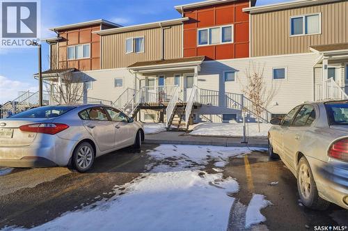 103 225 Hassard Close, Saskatoon, SK - Outdoor