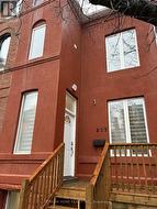 201 - 337 MUTUAL STREET  Toronto, ON M4Y 1X6