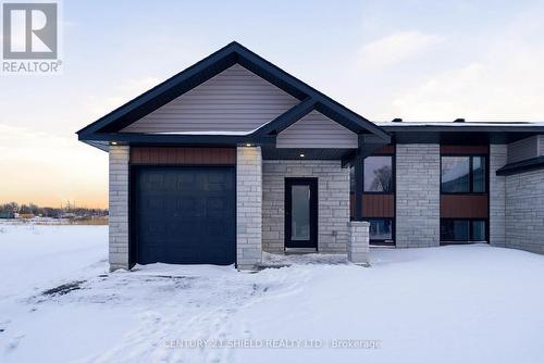 24 S BEECH STREET  South Glengarry, ON K0C 1N0