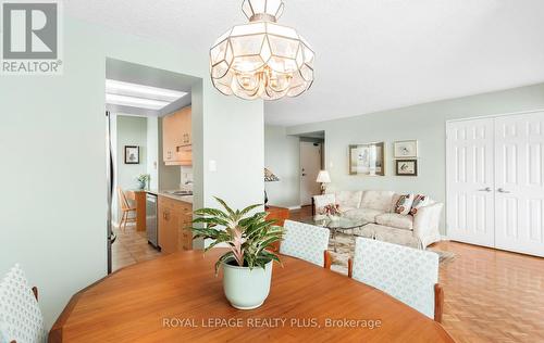 803 - 5 Lisa Street, Brampton, ON - Indoor Photo Showing Dining Room