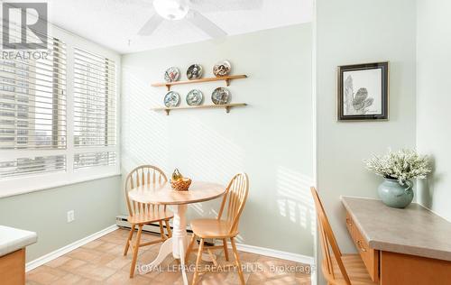 803 - 5 Lisa Street, Brampton, ON - Indoor Photo Showing Dining Room