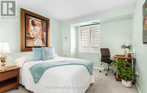 803 - 5 Lisa Street, Brampton, ON - Indoor Photo Showing Bedroom