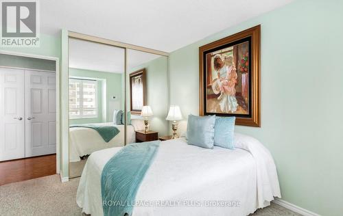 803 - 5 Lisa Street, Brampton, ON - Indoor Photo Showing Bedroom