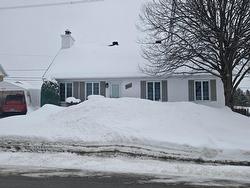 9964 Rue de la Farinière  Québec (Les Rivières), QC G2K 1L7