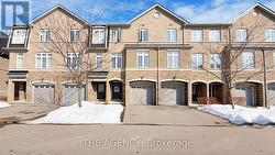 6 - 1127 HAIG BOULEVARD  Mississauga, ON L5E 2M6