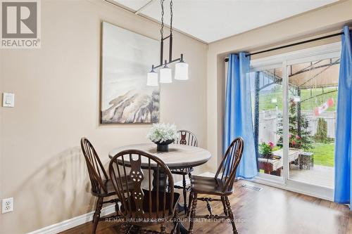 11 Snedden Avenue, Aurora, ON - Indoor Photo Showing Dining Room