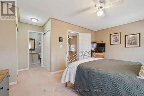 11 Snedden Avenue, Aurora, ON - Indoor Photo Showing Bedroom
