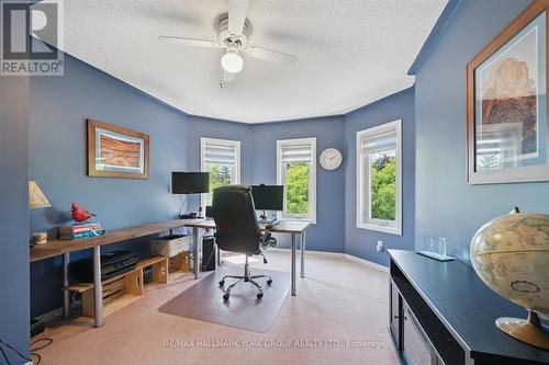 11 Snedden Avenue, Aurora, ON - Indoor Photo Showing Office