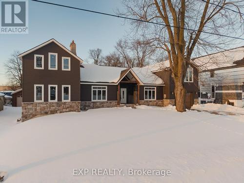 14 ATHLONE ROAD  Cambridge, ON N1R 1H8