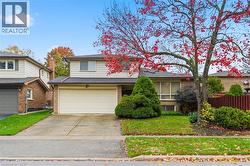 81 HIGHLAND PARK Drive  Dundas, ON L9H 6G5