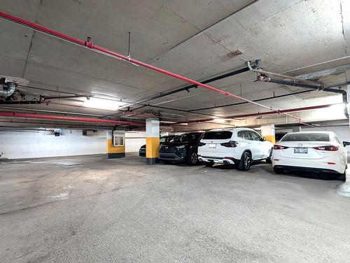 Garage - 201-4476 Rue Ste-Catherine O., Westmount, QC - Indoor Photo Showing Garage