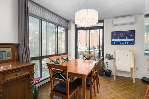 Dining room - 201-4476 Rue Ste-Catherine O., Westmount, QC - Indoor Photo Showing Dining Room