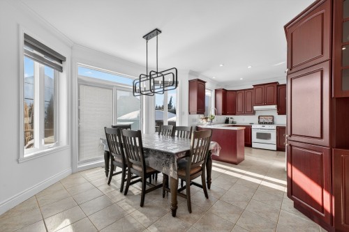 Cuisine - 107 Rue Thibert, Saint-Constant, QC - Indoor Photo Showing Dining Room