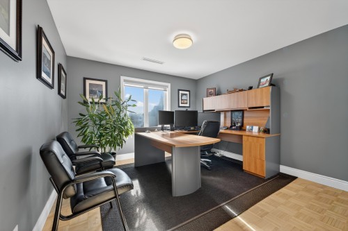 Chambre à coucher - 107 Rue Thibert, Saint-Constant, QC - Indoor Photo Showing Office