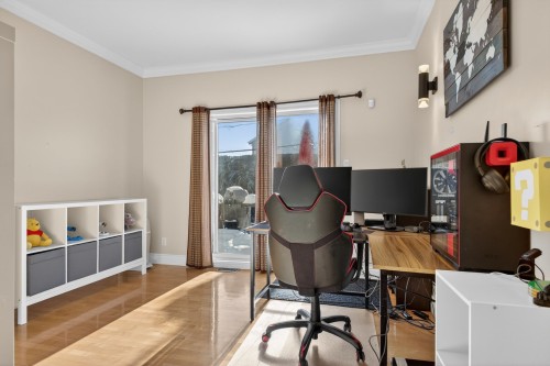 Bureau - 107 Rue Thibert, Saint-Constant, QC - Indoor