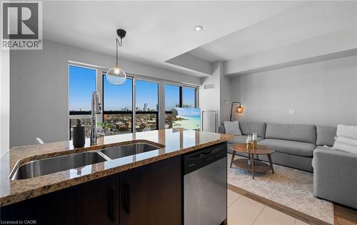 427 Aberdeen Avenue, Hamilton, ON - Indoor Photo Showing Other Room