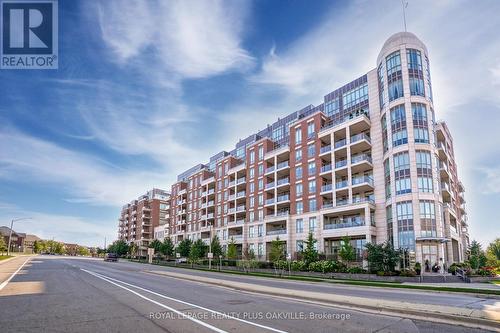 607 - 2470 PRINCE MICHAEL DRIVE  Oakville, ON L6H 0G9