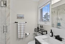 Ensuite - 