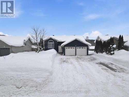 52 MERCER CRESCENT  Penetanguishene, ON L9M 1W3