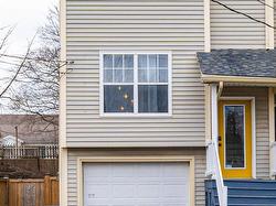 45 Melrose Avenue  Halifax, NS B3N 2E5