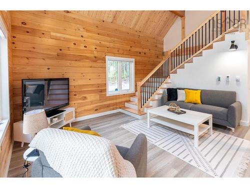 21 Phoenix Lane, Vaughan, NS 