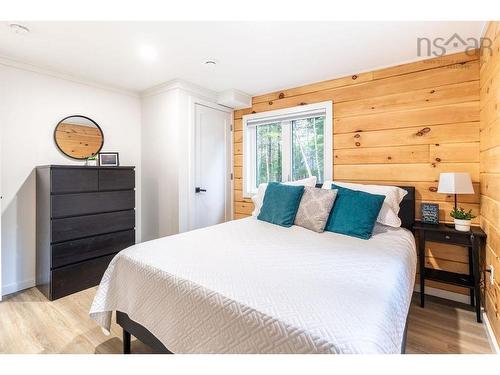 21 Phoenix Lane, Vaughan, NS 