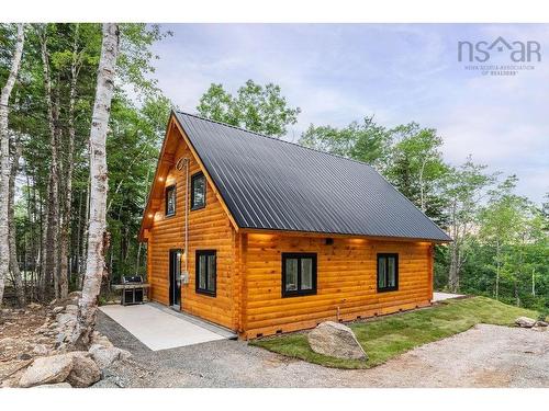 21 Phoenix Lane, Vaughan, NS 