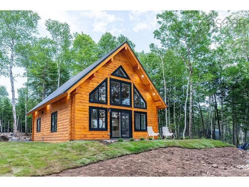 21 Phoenix Lane, Vaughan, NS 