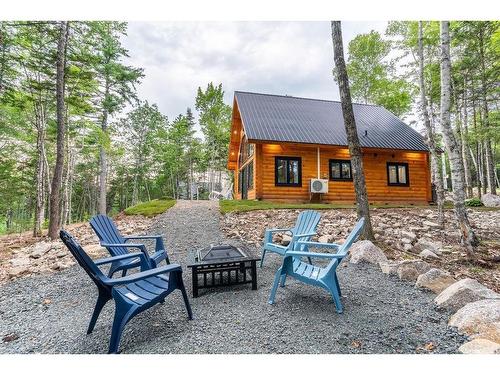 21 Phoenix Lane, Vaughan, NS 