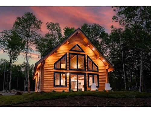 21 Phoenix Lane, Vaughan, NS 