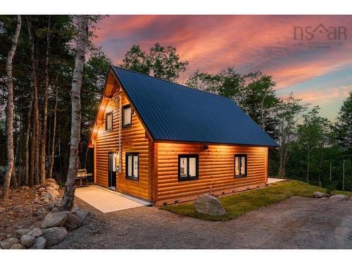 21 Phoenix Lane, Vaughan, NS 