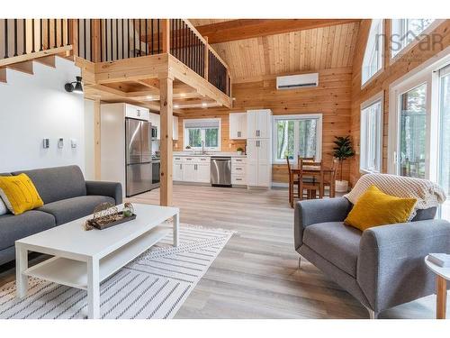 21 Phoenix Lane, Vaughan, NS 