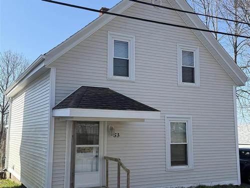 53 St. Andrews Street  Pictou, NS B0K 1H0