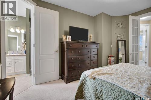 910 Roth Terrace, Rosthern, SK - Indoor Photo Showing Bedroom