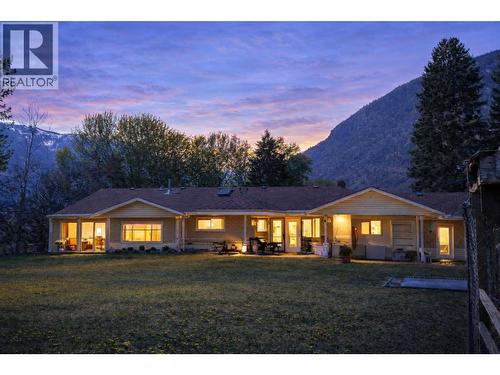 2737 Upper Bench Road  Keremeos, BC V0X 1N4