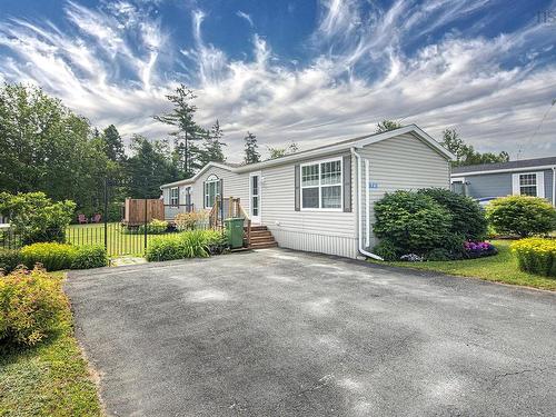 76 Bumpy Lane, Lake Echo, NS 