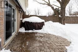 Patio with Interlock Pave Stones - 